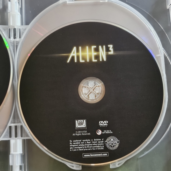 Alien Quadrilogy DVD Set - Picture 5 of 6